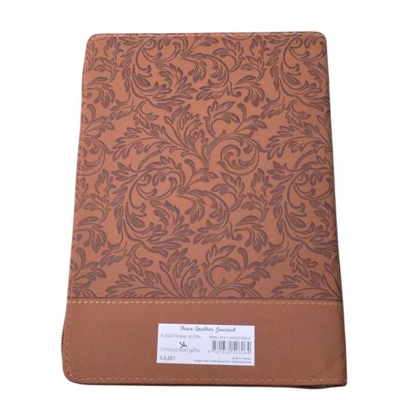 🦋LAST ONE Embossed FAUX Leather Zip Journal - Picture 2 of 13